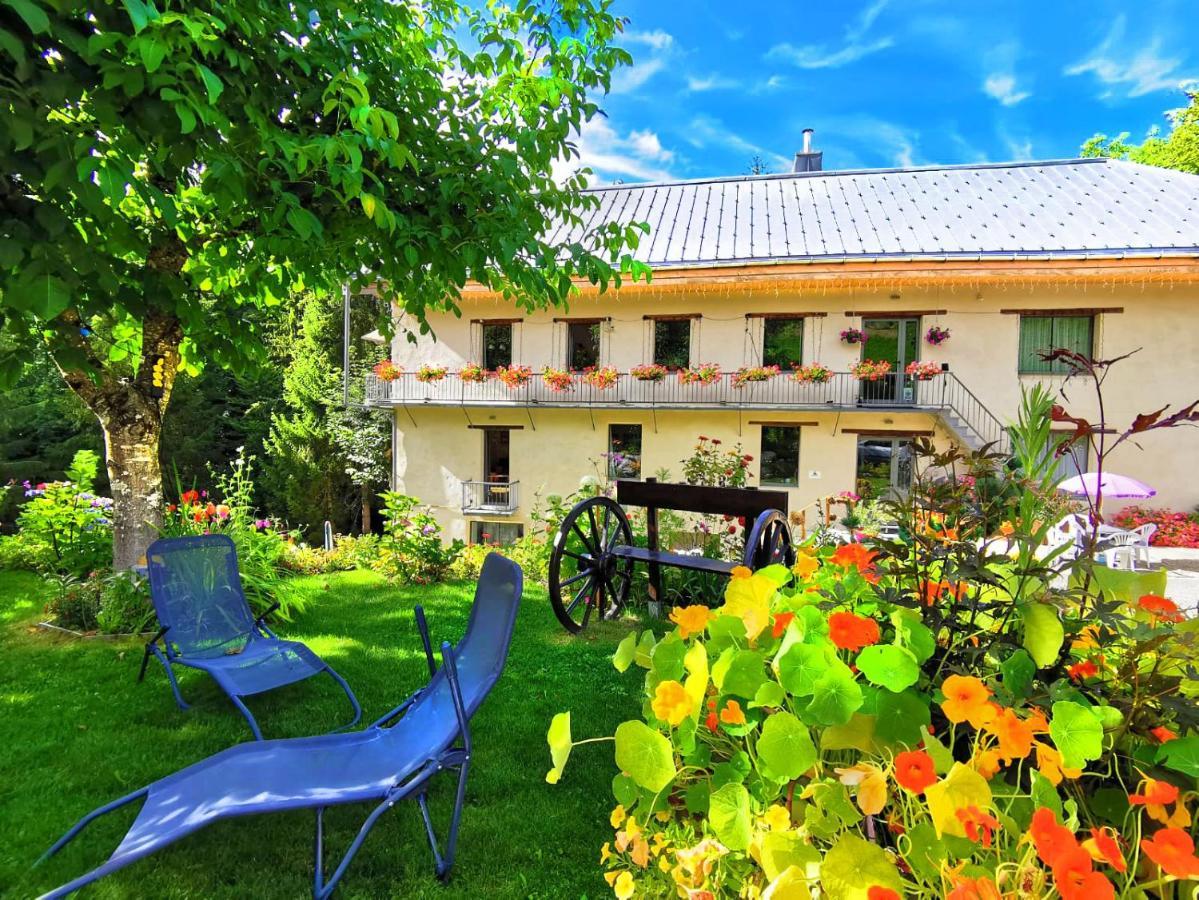 Villa Le Moulin Des Olirics Sallanches Exterior foto